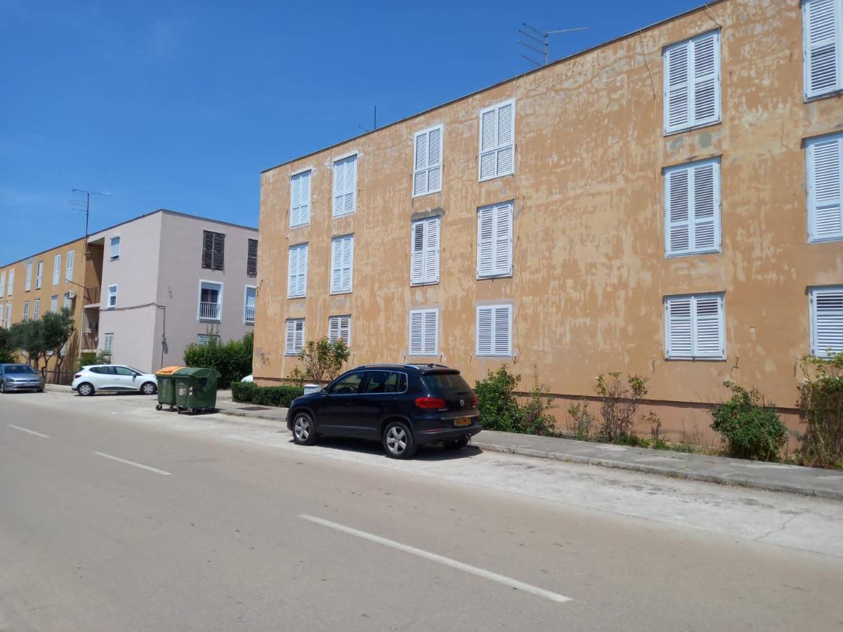 Apartman Zara Buitenkant foto